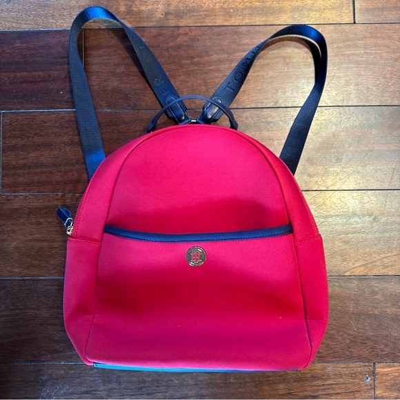 Tommy Hilfiger Backpack Bookbag School Bag Unisex Nylon Logo Zipper Pockets New - Picture 1 of 10